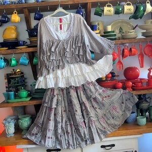 💥SOLD💥Ewa I Walla Embroided Ruffled Layered Skirt